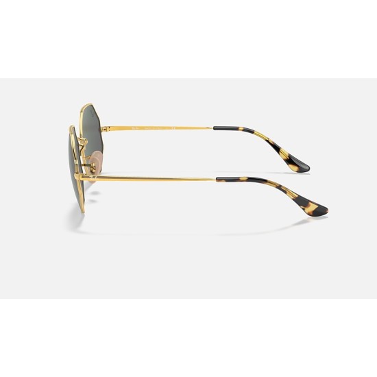OCTAGON 1972
Lenses: Dark Grey Classic  +  Frame: Gold
