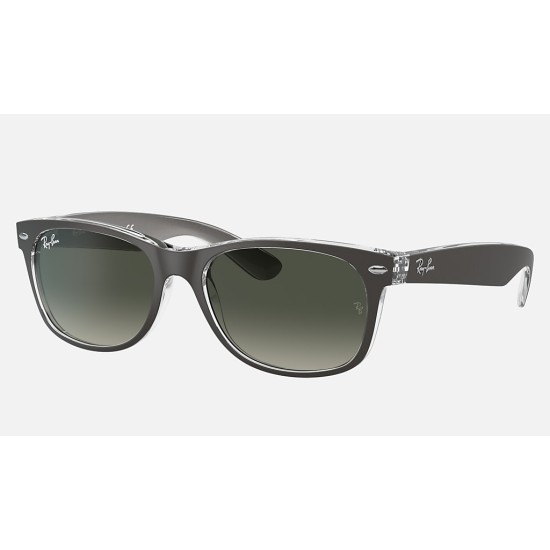 NEW WAYFARER COLOR MIX
Lenses: Grey Gradient  +  Frame: Gunmetal