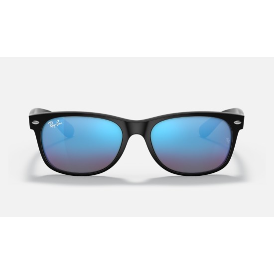 NEW WAYFARER FLASH
Lenses: Blue Mirror  +  Frame: Black