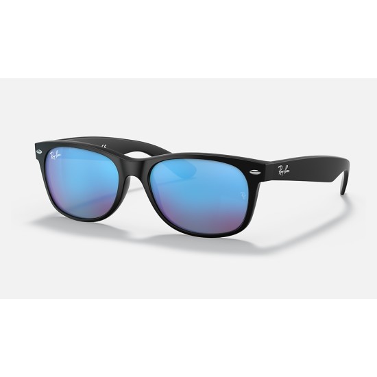 NEW WAYFARER FLASH
Lenses: Blue Mirror  +  Frame: Black