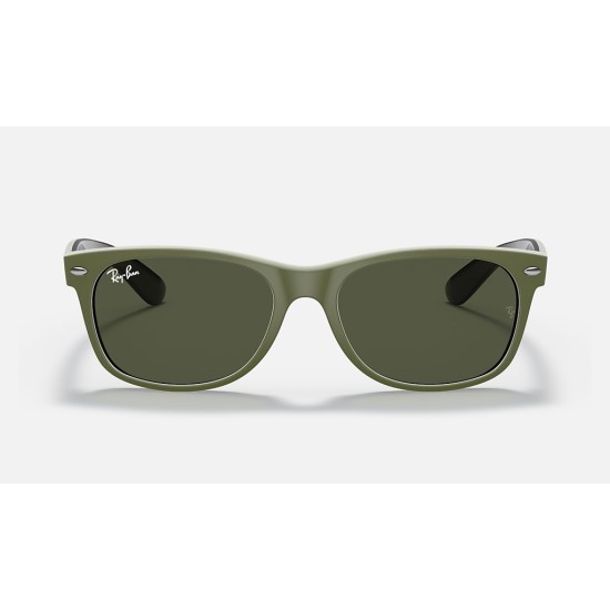 NEW WAYFARER COLOR MIX
Lenses: Green Classic G-15  +  Frame: Green