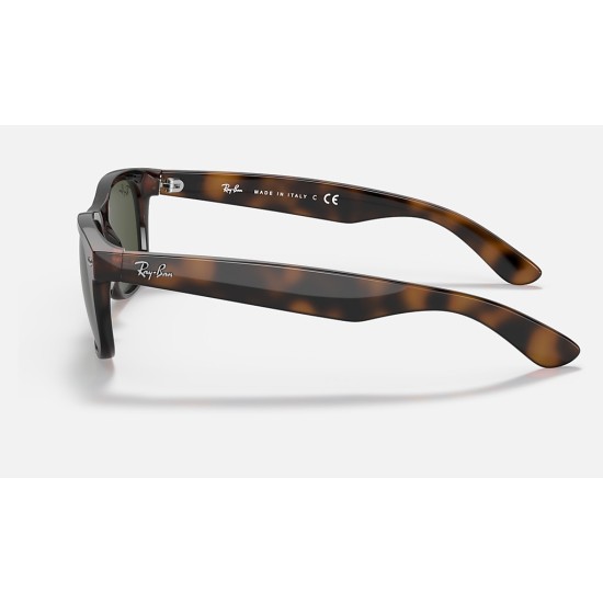 NEW WAYFARER CLASSIC
Lenses: Green Classic  +  Frame: Tortoise