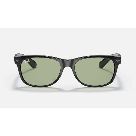 NEW WAYFARER WASHED LENSES
Lenses: Green Mirror  +  Frame: Shiny Black