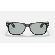 NEW WAYFARER WASHED LENSES
Lenses: Light Grey Classic  +  Frame: Shiny Black