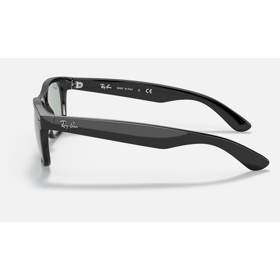 NEW WAYFARER WASHED LENSES
Lenses: Light Grey Classic  +  Frame: Shiny Black