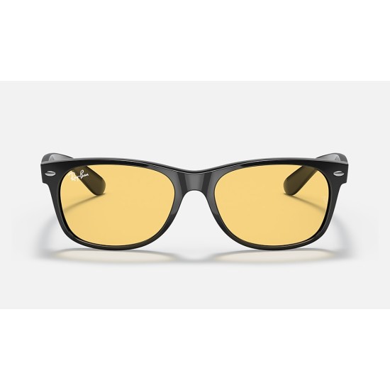 NEW WAYFARER WASHED LENSES
Lenses: Yellow Classic  +  Frame: Black