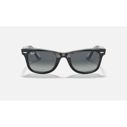 ORIGINAL WAYFARER COLOR MIX
Lenses: Light Grey Gradient  +  Frame: Black