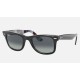 ORIGINAL WAYFARER COLOR MIX
Lenses: Light Grey Gradient  +  Frame: Black