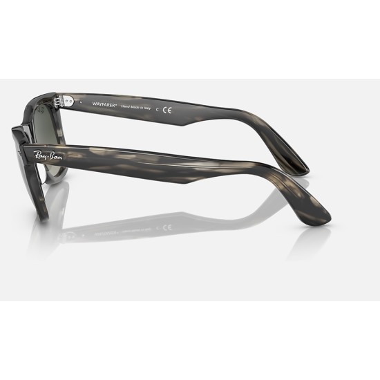 ORIGINAL WAYFARER BIO-ACETATE
Lenses: Grey Gradient  +  Frame: Striped Grey