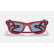 ORIGINAL WAYFARER COLORBLOCK
Lenses: Blue Classic  +  Frame: Transparent Red