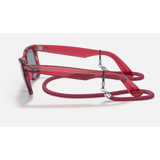 ORIGINAL WAYFARER COLORBLOCK
Lenses: Blue Classic  +  Frame: Transparent Red