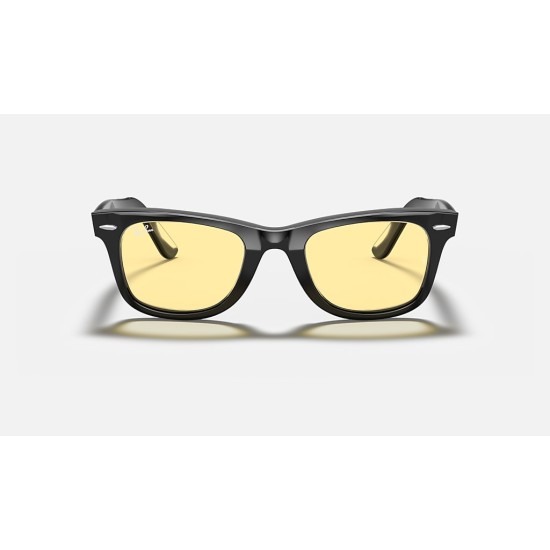 ORIGINAL WAYFARER WASHED LENSES
Lenses: Yellow Classic  +  Frame: Black