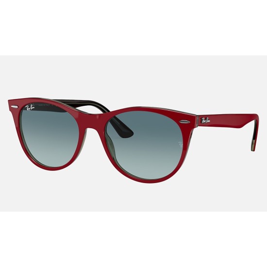 WAYFARER II CLASSIC
Lenses: Blue Gradient  +  Frame: Red
