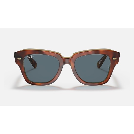 STATE STREET @COLLECTION
Lenses: Blue Classic  +  Frame: Havana On Transparent Beige