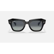 State Street
Lenses: Light Grey Gradient  +  Frame: Black