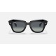 State Street
Lenses: Light Grey Gradient  +  Frame: Black