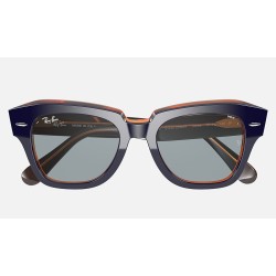STATE STREET ORANGE FLUO
Lenses: Blue Photochromic Classic  +  Frame: Blue on Orange Fluo