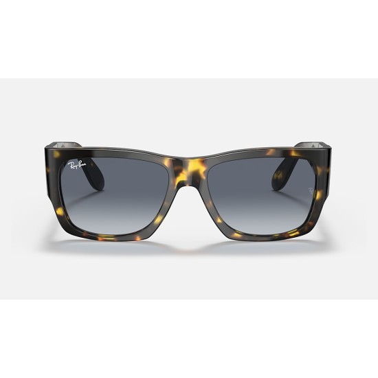 NOMAD FLECK
Lenses: Blue Gradient  +  Frame: Yellow Havana