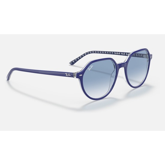 THALIA
Lenses: Light Blue Gradient  +  Frame: Blue