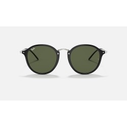 ROUND FLECK
Lenses: Green Classic G-15  +  Frame: Black