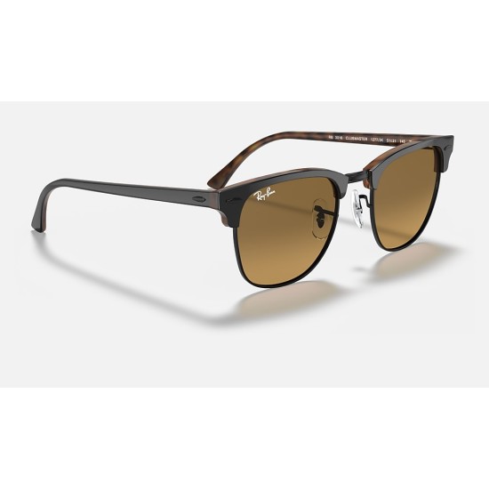 CLUBMASTER COLOR MIX
Lenses: Brown/Silver Mirror  +  Frame: Grey
