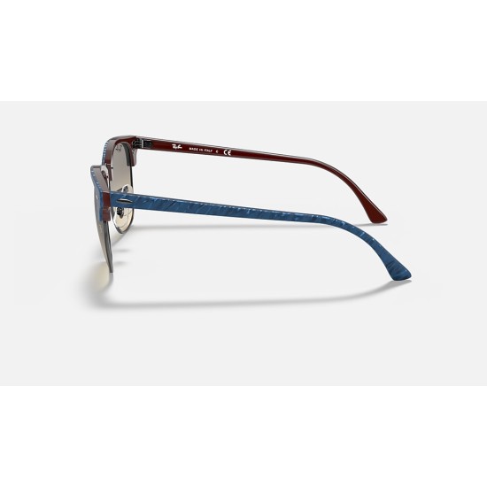 CLUBMASTER MARBLE
Lenses: Light Grey Gradient  +  Frame: Wrinkled Blue