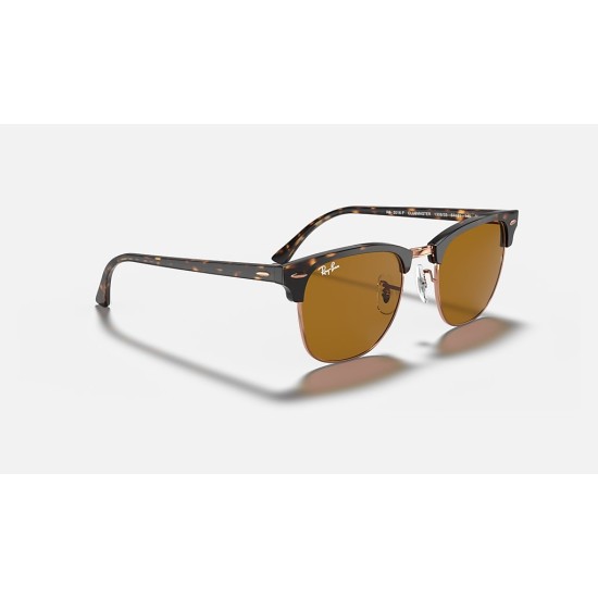 CLUBMASTER MARBLE
Lenses: Brown Classic B-15  +  Frame: Shiny Havana