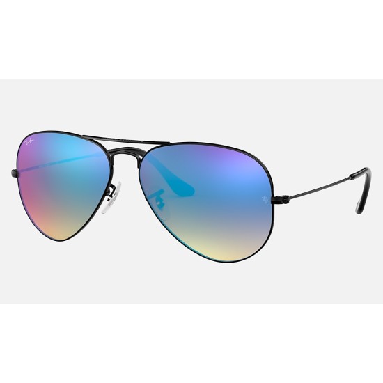 AVIATOR FLASH LENSES GRADIENT
Lenses: Blue Mirror  +  Frame: Black