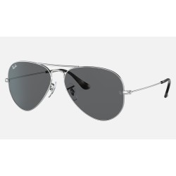 AVIATOR @Collection
Lenses: Dark Grey Classic  +  Frame: Silver