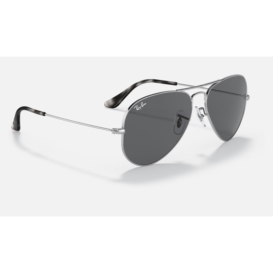 AVIATOR @Collection
Lenses: Dark Grey Classic  +  Frame: Silver