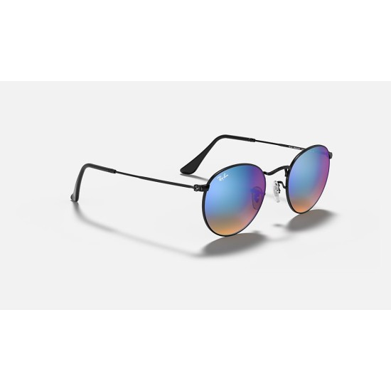 ROUND FLASH LENSES GRADIENT
Lenses: Blue Mirror  +  Frame: Black