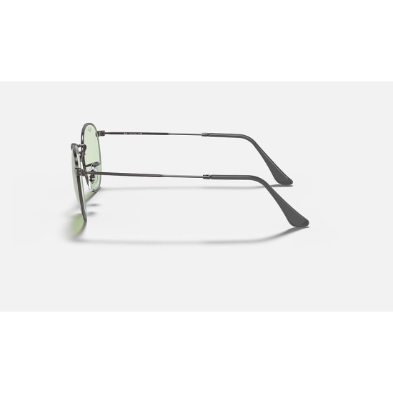 ROUND SOLID EVOLVE
Lenses: Green/Blue Photochromic Classic  +  Frame: Gunmetal