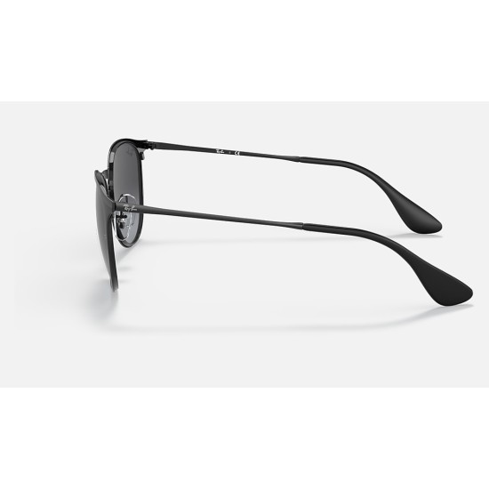 ERIKA METAL
Lenses: Grey Gradient  +  Frame: Black