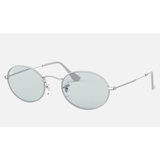 OVAL SOLID EVOLVE
Lenses: Light Blue/Dark Violet Classic  +  Frame: Silver