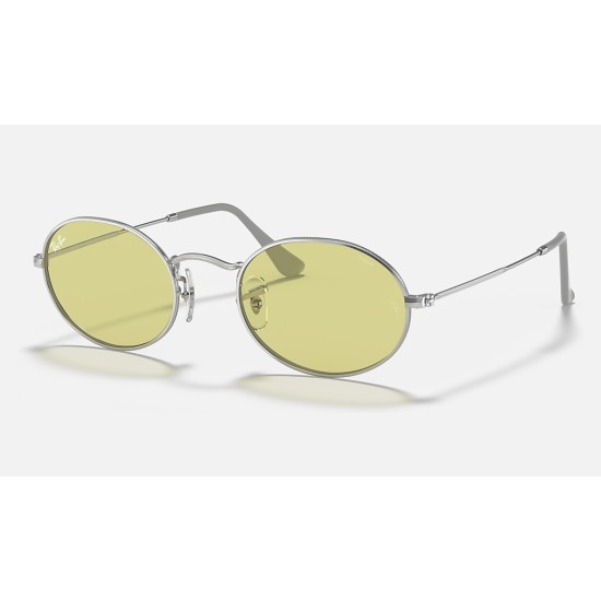 OVAL SOLID EVOLVE
Lenses: Yellow/Red Photochromic Classic  +  Frame: Silver
