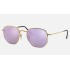 HEXAGONAL FLAT LENSES
Lenses: Lilac Mirror  +  Frame: Gold