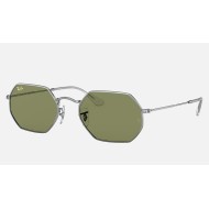 OCTAGONAL LEGEND GOLD
Lenses: Light Green Classic  +  Frame: Silver