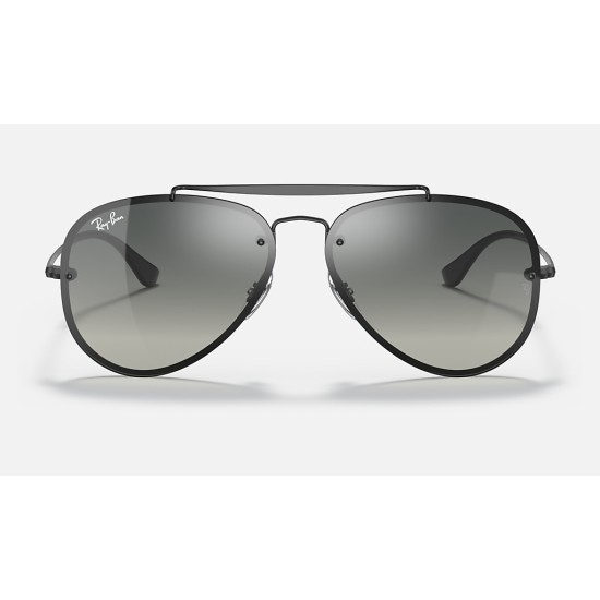 BLAZE AVIATOR
Lenses: Grey Gradient  +  Frame: Black