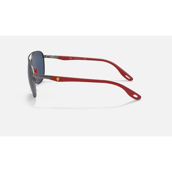 RB3659M SCUDERIA FERRARI COLLECTION
Lenses: Dark Blue Classic  +  Frame: Gunmetal