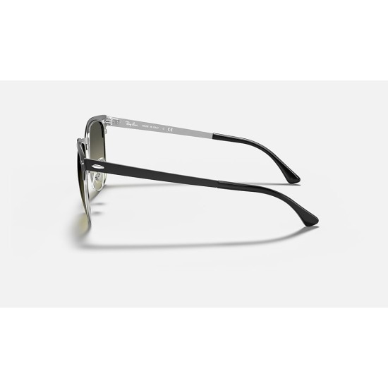 CLUBMASTER METAL
Lenses: Grey Gradient  +  Frame: Black