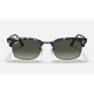 Clubmaster Square
Lenses: Grey Gradient  +  Frame: Grey Havana