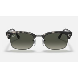 Clubmaster Square
Lenses: Grey Gradient  +  Frame: Grey Havana