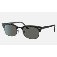 CLUBMASTER SQUARE
Lenses: Dark Grey Classic  +  Frame: Wrinkled Black