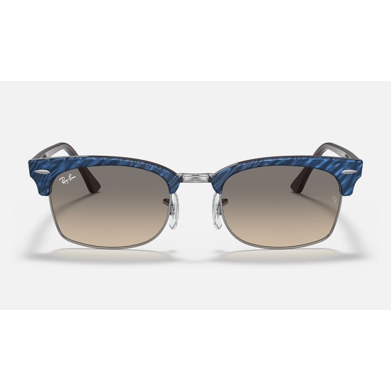 CLUBMASTER SQUARE
Lenses: Light Grey Gradient  +  Frame: Wrinkled Blue