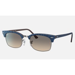 CLUBMASTER SQUARE
Lenses: Light Grey Gradient  +  Frame: Wrinkled Blue