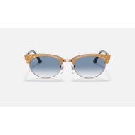 CLUBMASTER OVAL
Lenses: Light Blue Gradient  +  Frame: Wrinkled Beige