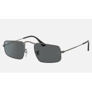 Julie
Lenses: Dark Grey Classic  +  Frame: Gunmetal