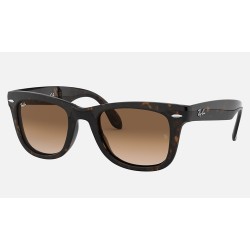 WAYFARER FOLDING CLASSIC
Lenses: Light Brown Gradient  +  Frame: Tortoise