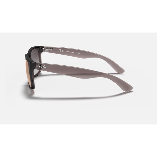 JUSTIN FLASH GRADIENT LENSES
Lenses: Grey Mirror  +  Frame: Grey