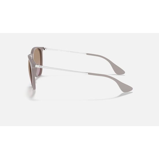 ERIKA CLASSIC
Lenses: Brown/Violet Gradient  +  Frame: Dark Rubber Sand